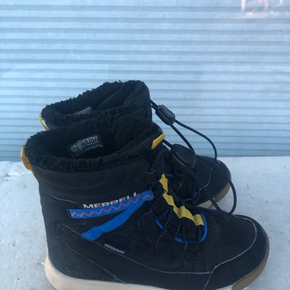 Merrell Kids Girls Black and Yellow Winter Boots Size 13M
